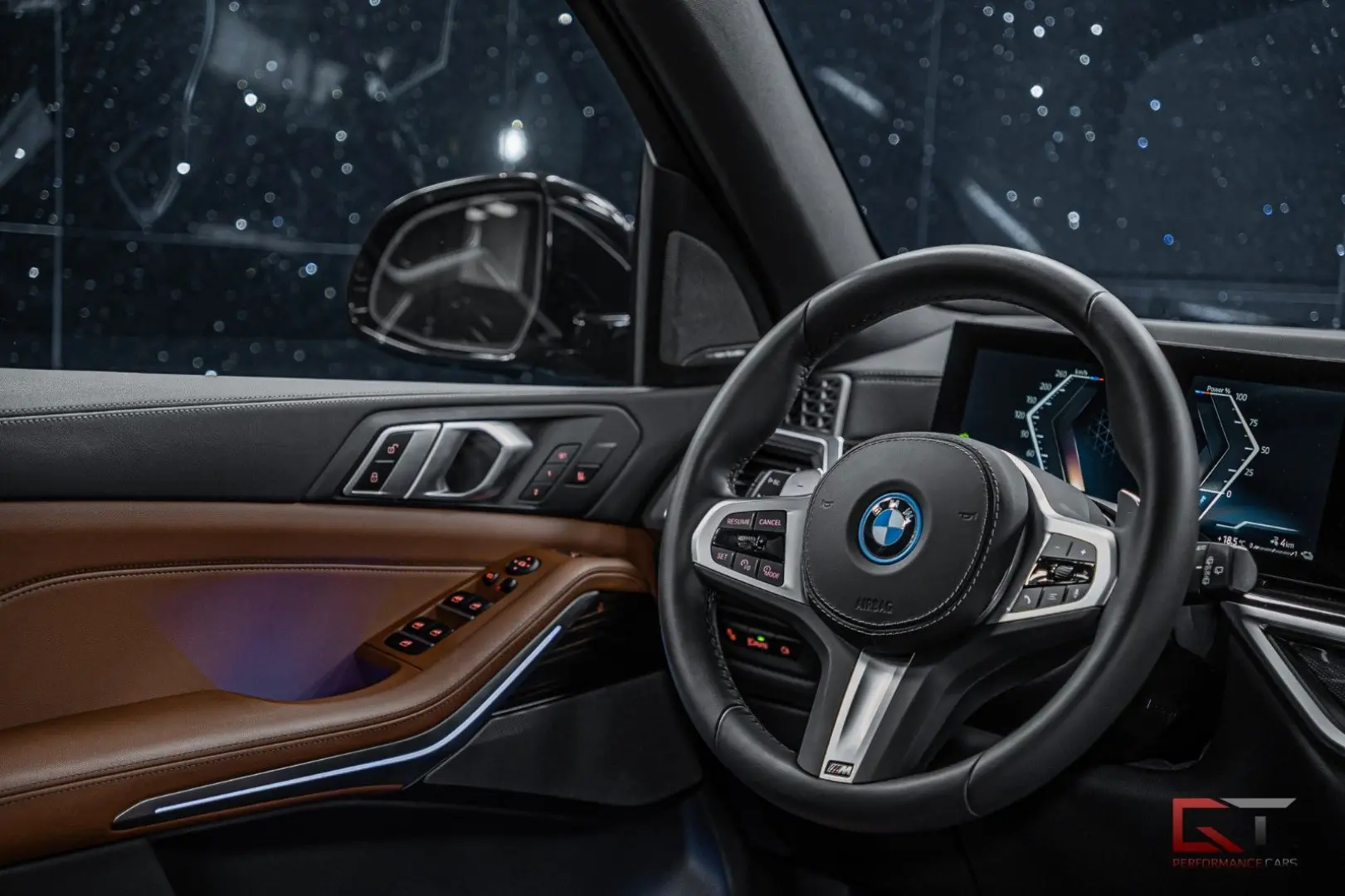 X5 xDrive50e M-Sport VAT Travel Pano 22