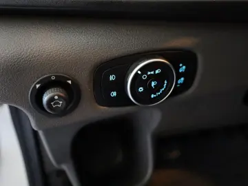 FORD TRANSIT L3H2