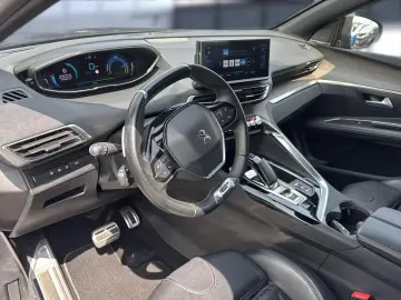 3008 Hybrid4 300 GT Bluetooth Navi LED Vollleder