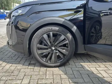 3008 Hybrid4 300 GT Bluetooth Navi LED Vollleder