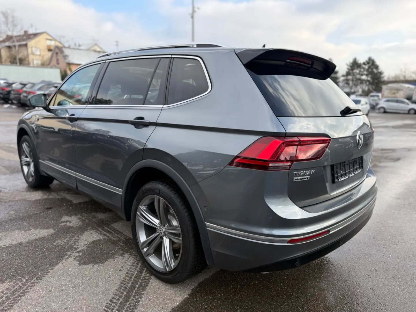 Tiguan Allspace Highline 4Motion*R-Line+Pano+AHK