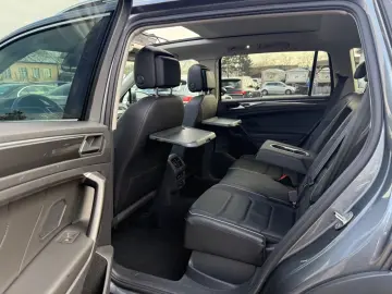 Tiguan Allspace Highline 4Motion*R-Line+Pano+AHK
