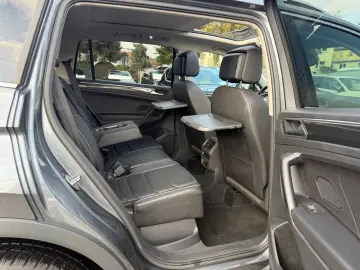 Tiguan Allspace Highline 4Motion*R-Line+Pano+AHK