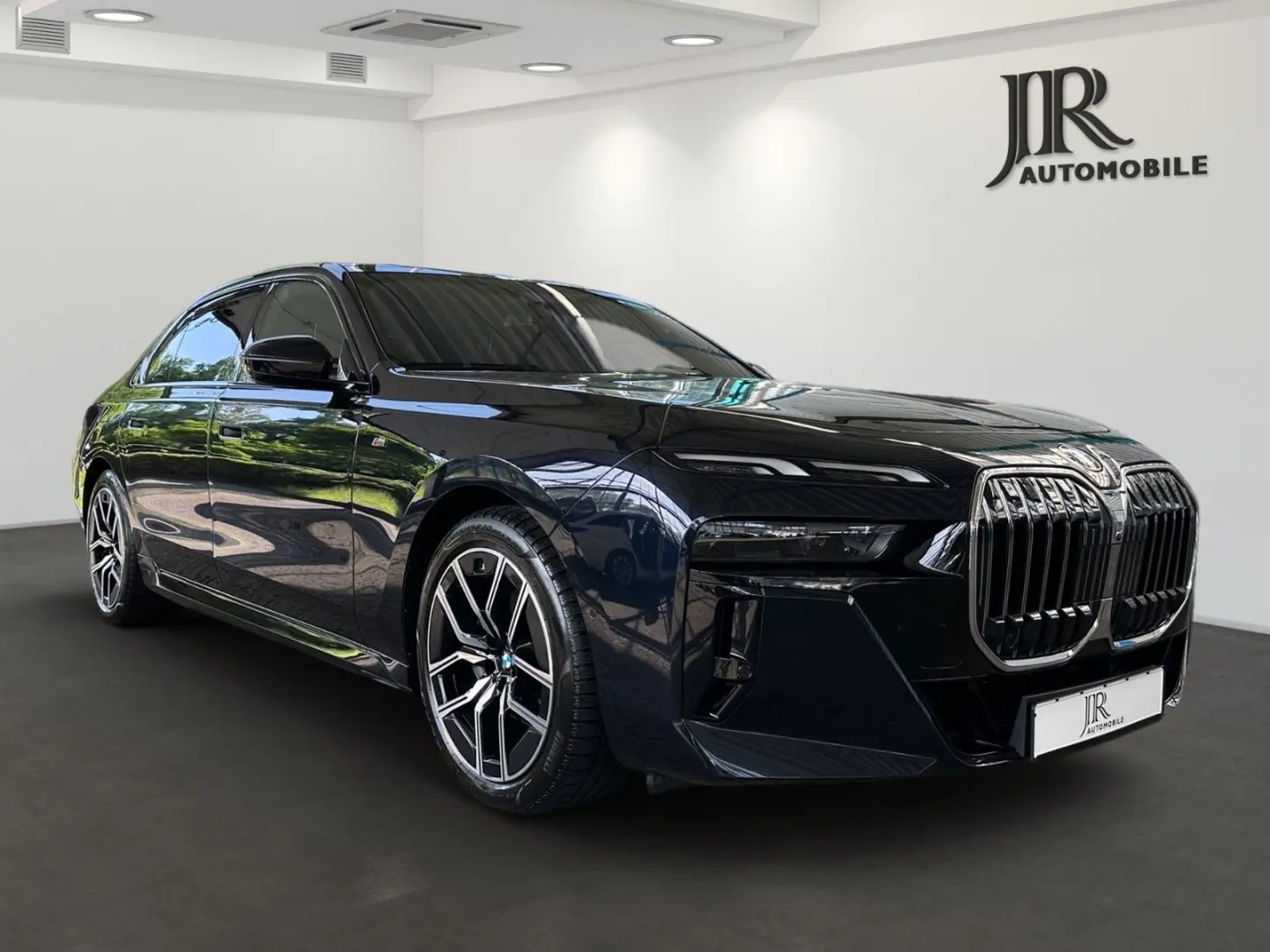 740 d xDrive M Sport  Fond Entertainment,TV
