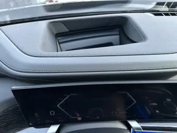 740 d xDrive M Sport  Fond Entertainment,TV
