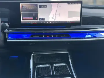 740 d xDrive M Sport  Fond Entertainment,TV