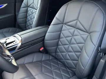 740 d xDrive M Sport  Fond Entertainment,TV