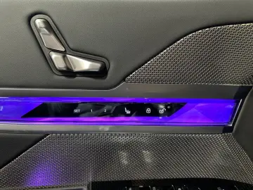 740 d xDrive M Sport  Fond Entertainment,TV