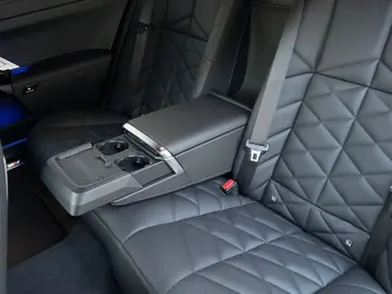 740 d xDrive M Sport  Fond Entertainment,TV