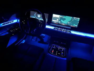 740 d xDrive M Sport  Fond Entertainment,TV
