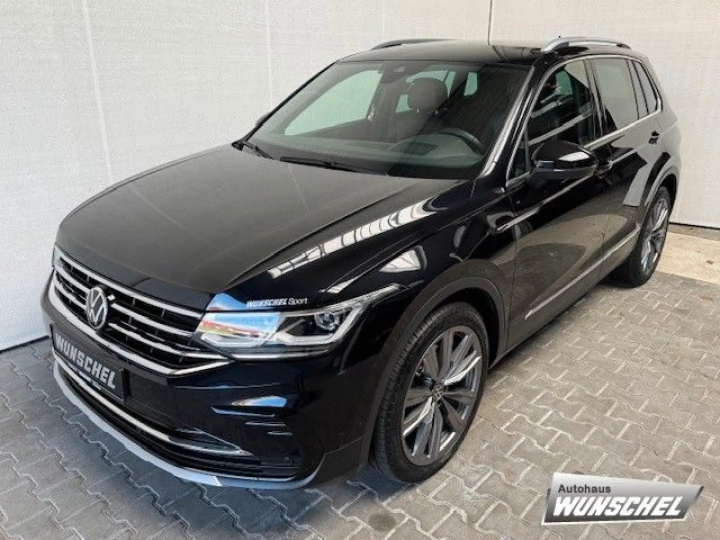 Tiguan 2.0 TDI DSG 4M. Eleg. AHK ACC Navi LEDer