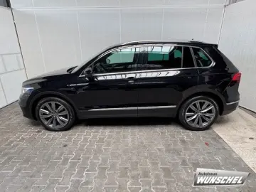 Tiguan 2.0 TDI DSG 4M. Eleg. AHK ACC Navi LEDer
