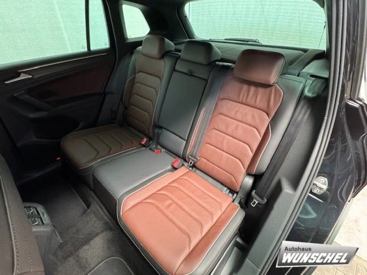 Tiguan 2.0 TDI DSG 4M. Eleg. AHK ACC Navi LEDer