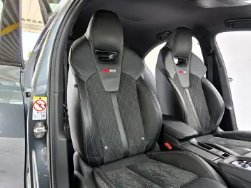 Octavia Limo RS Plus 4x4 Standheizung Canton