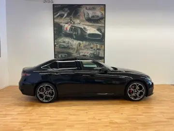 Giulia Veloce Q4 Allrad Leder 3D-Navi Premium