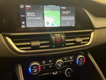 Giulia Veloce Q4 Allrad Leder 3D-Navi Premium