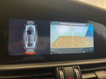Giulia Veloce Q4 Allrad Leder 3D-Navi Premium