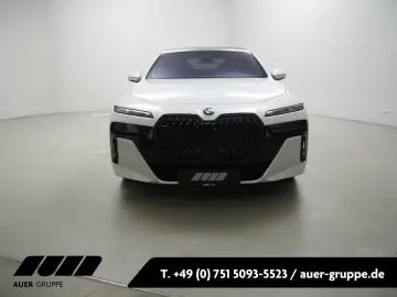 740d xDrive Limousine M-Sport UPE €163870