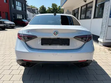 Giulia MY24 VELOCE 2.0 Turbo 16V  AT8