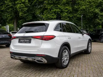 GLC 220 d 4M Avantgarde/LED/Cam/Pano/AHK/Memo/18