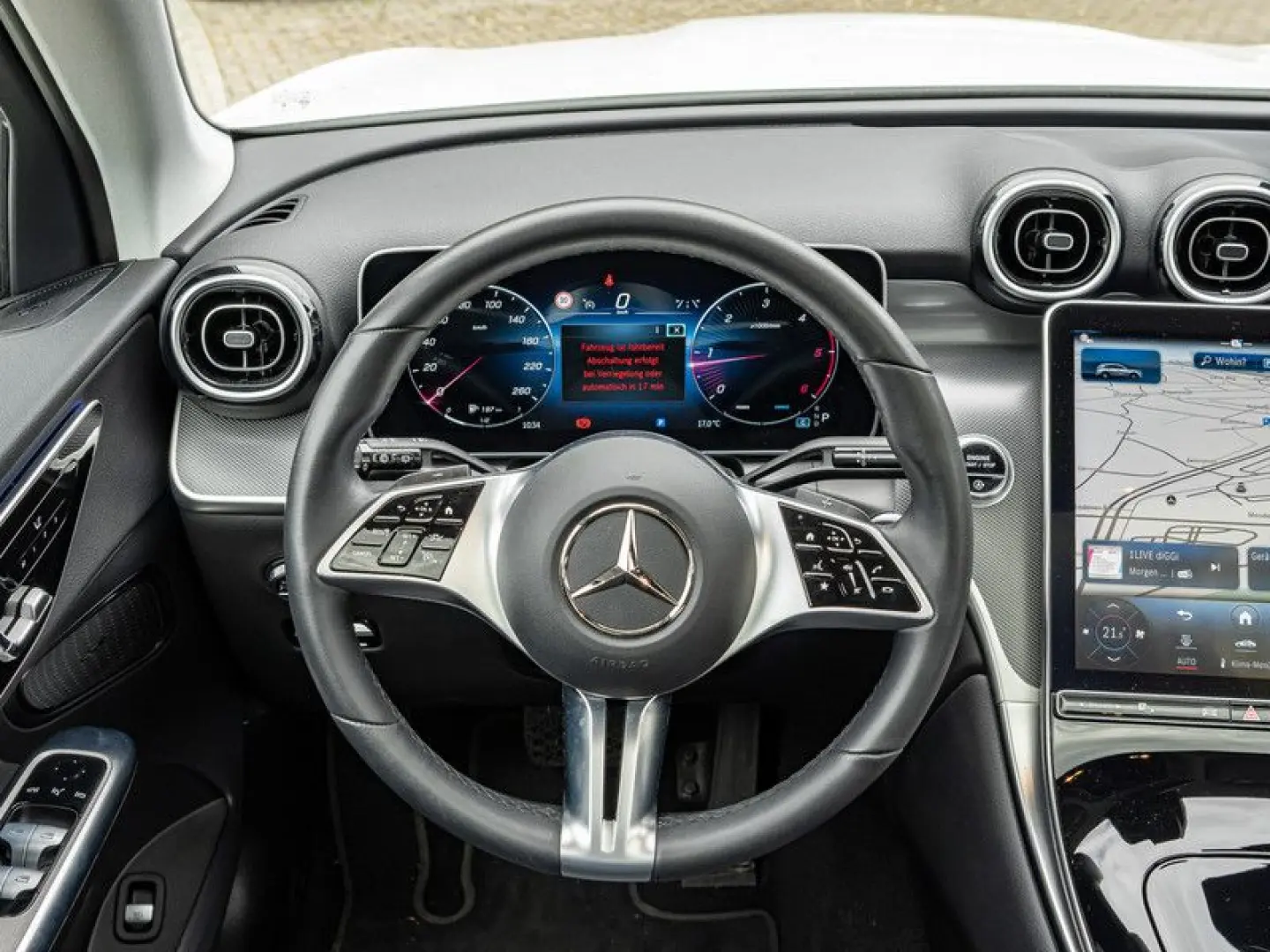 GLC 220 d 4M Avantgarde/LED/Cam/Pano/AHK/Memo/18