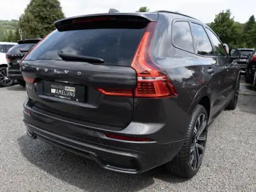 XC60 B4 R-Design SHZ NAVI W-LAN FACEL. LED 360°