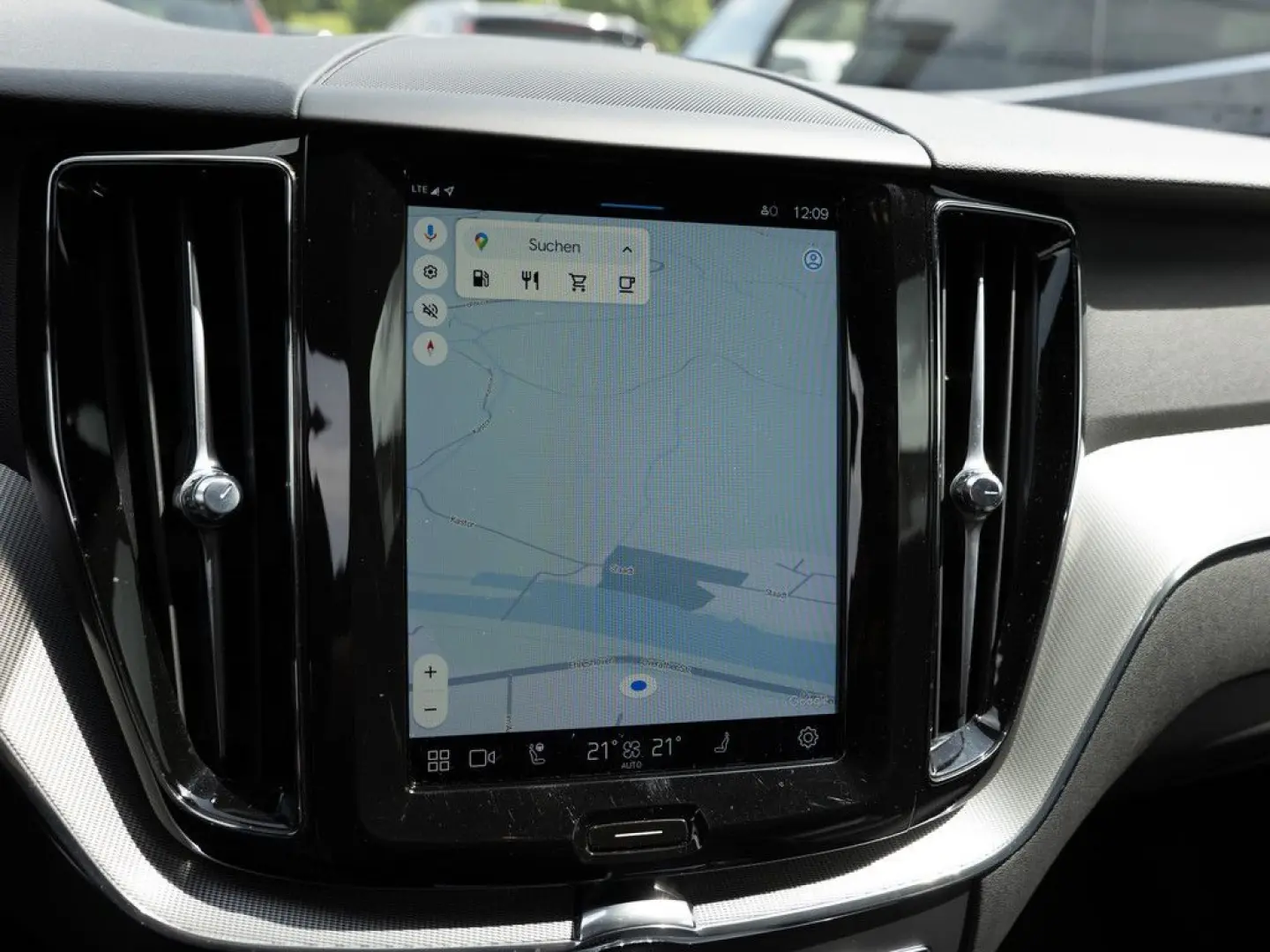 XC60 B4 R-Design SHZ NAVI W-LAN FACEL. LED 360°
