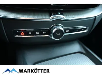 XC60 T8 Recharge Plus Dark AWD/ACC/360°/S-Dach