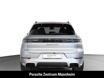Cayenne GTS Carbon Design Paket AHK HA-Lenkung S