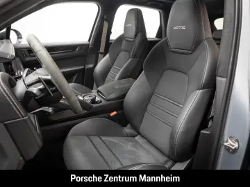 Cayenne GTS Carbon Design Paket AHK HA-Lenkung S