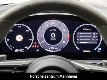 Cayenne GTS Carbon Design Paket AHK HA-Lenkung S