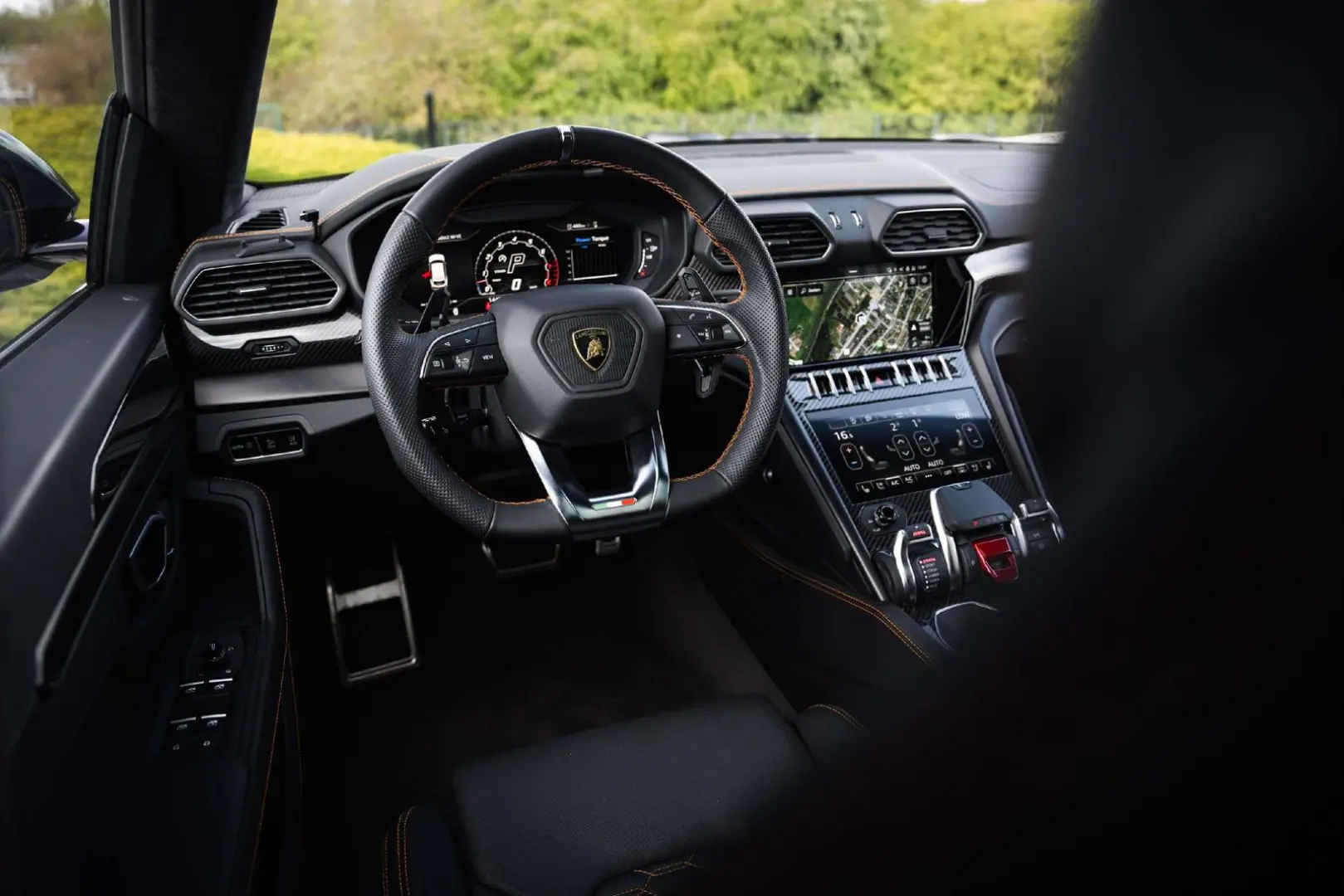 Urus Grigio Keres / Carbon / 360 