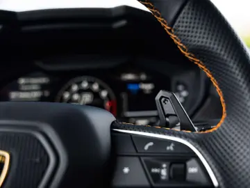Urus Grigio Keres / Carbon / 360 