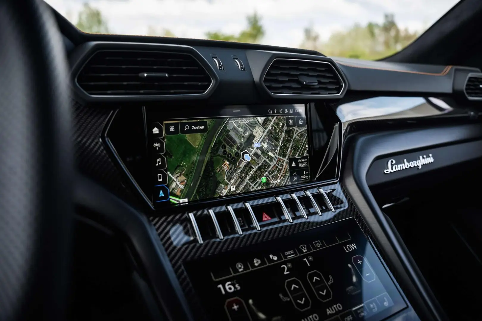 Urus Grigio Keres / Carbon / 360 