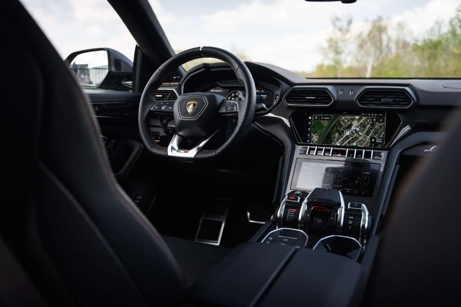 Urus Grigio Keres / Carbon / 360 