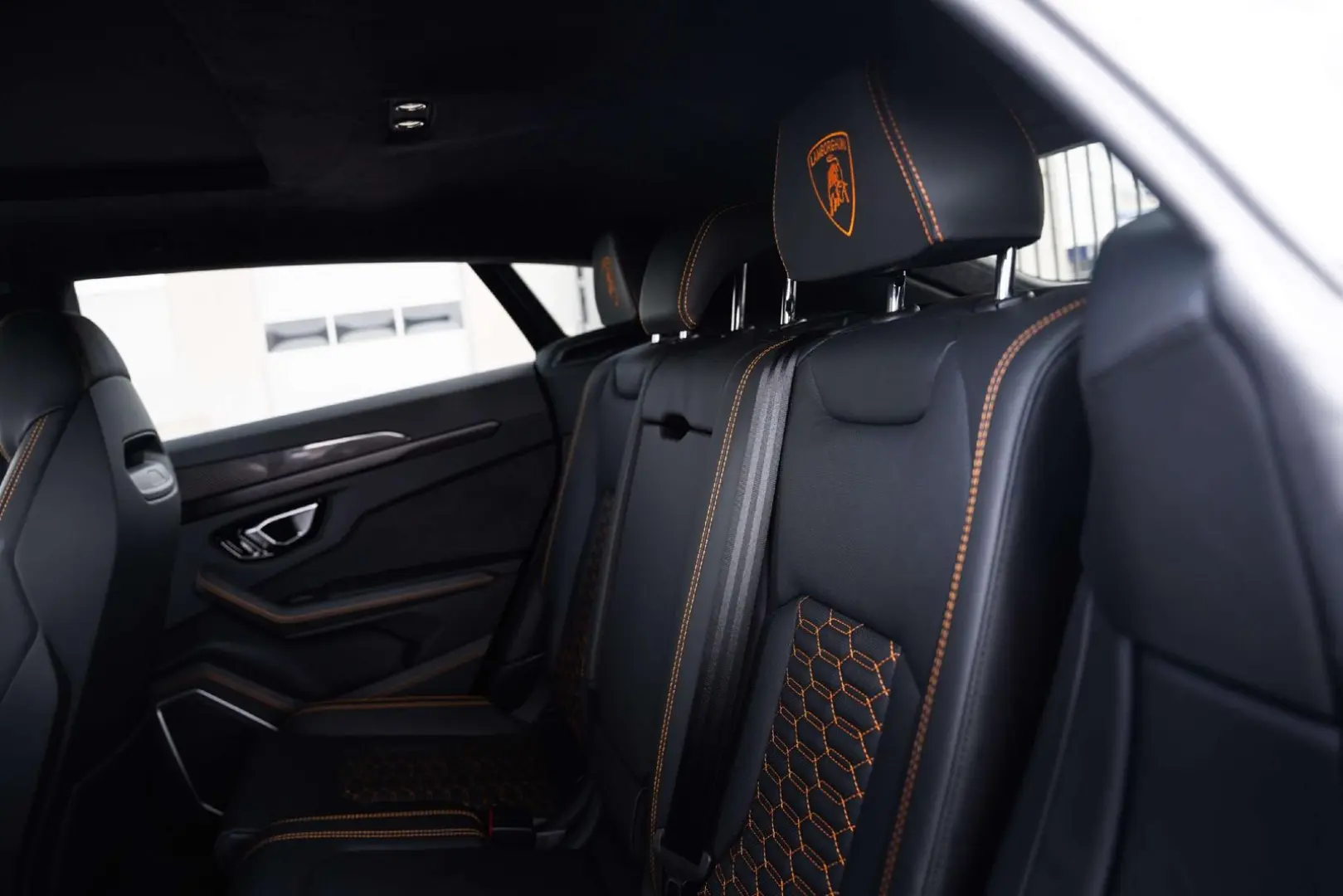 Urus Grigio Keres / Carbon / 360 