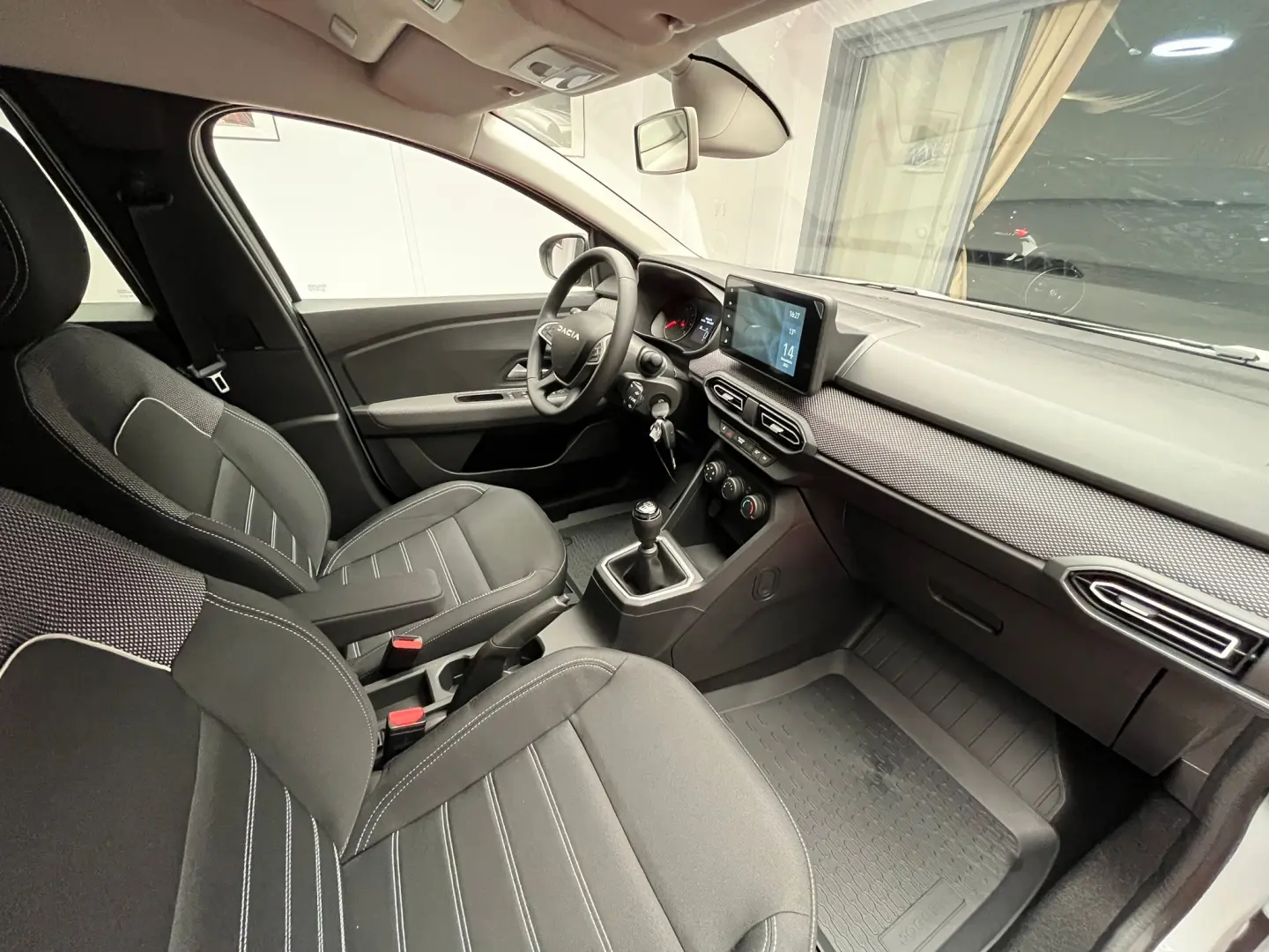 DACIA JOGGER 7 locuri / GPL / echipare EXPRESSION