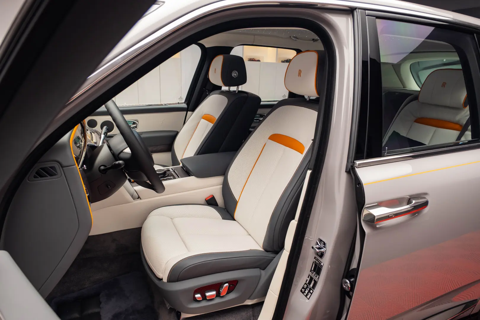 Rolls Royce Cullinan Facelift 2025