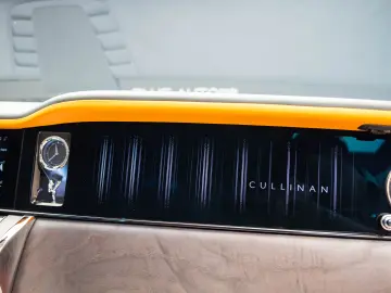 Rolls Royce Cullinan Facelift 2025