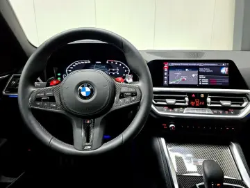 M4 Competition *EDITION 50* Carbon Schalensitze