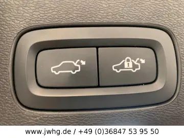 XC60 AWD LED 18