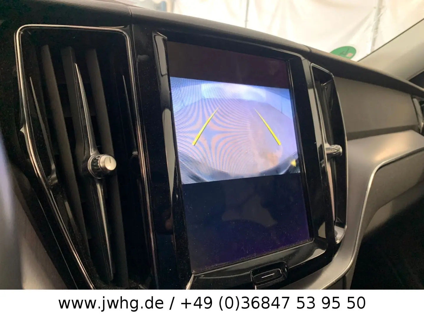 XC60 AWD LED 18