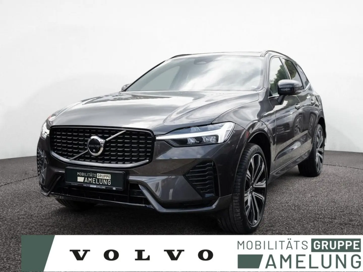 XC60 B4 R-Design SHZ NAVI W-LAN FACEL. LED 360°