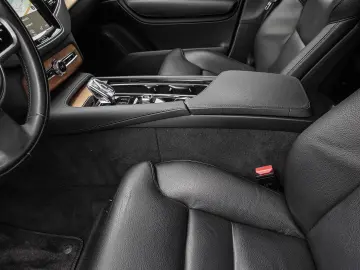 XC90 Inscription AWD B5 Diesel EU6d StandHZG AHK