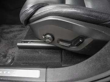 XC90 Inscription AWD B5 Diesel EU6d StandHZG AHK