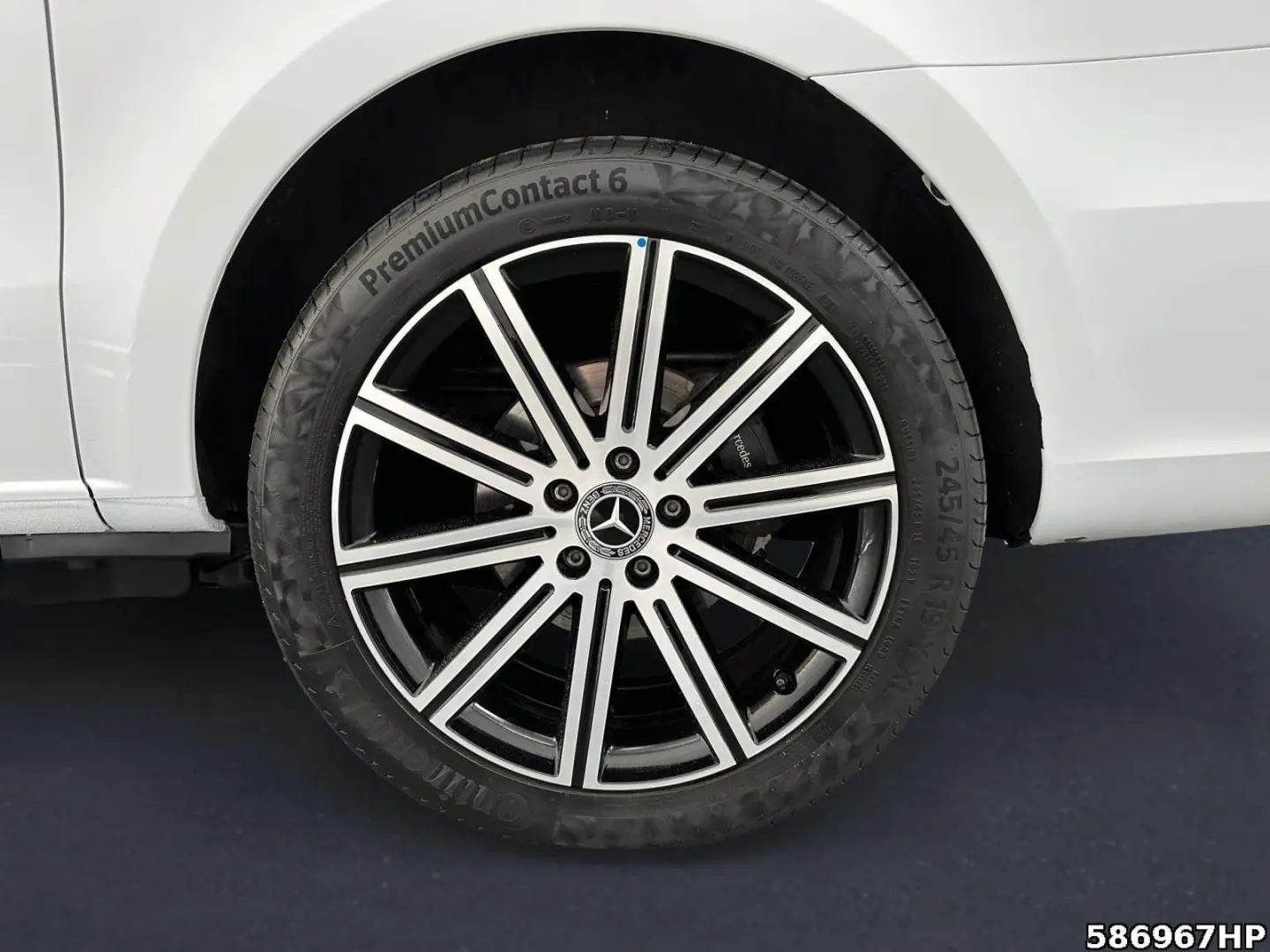 V 220 d EDITION Lang Distronic Leder Tischpaket