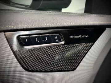 XC90*R-DESIGN*AWD*LED*7SITZER*BLIS*1.HAND*