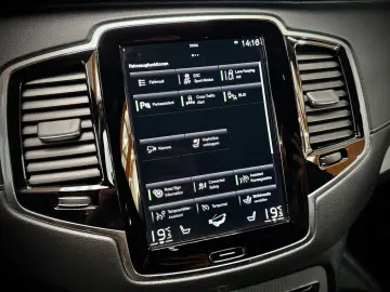 XC90*R-DESIGN*AWD*LED*7SITZER*BLIS*1.HAND*