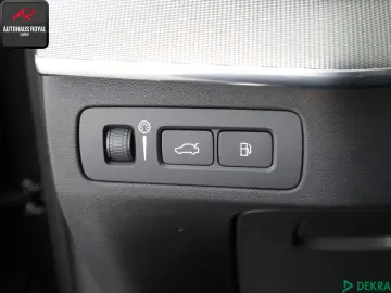XC 90 T8 AWD RECHARGE R DESIGN 7 SITZE FOUR-C,SH
