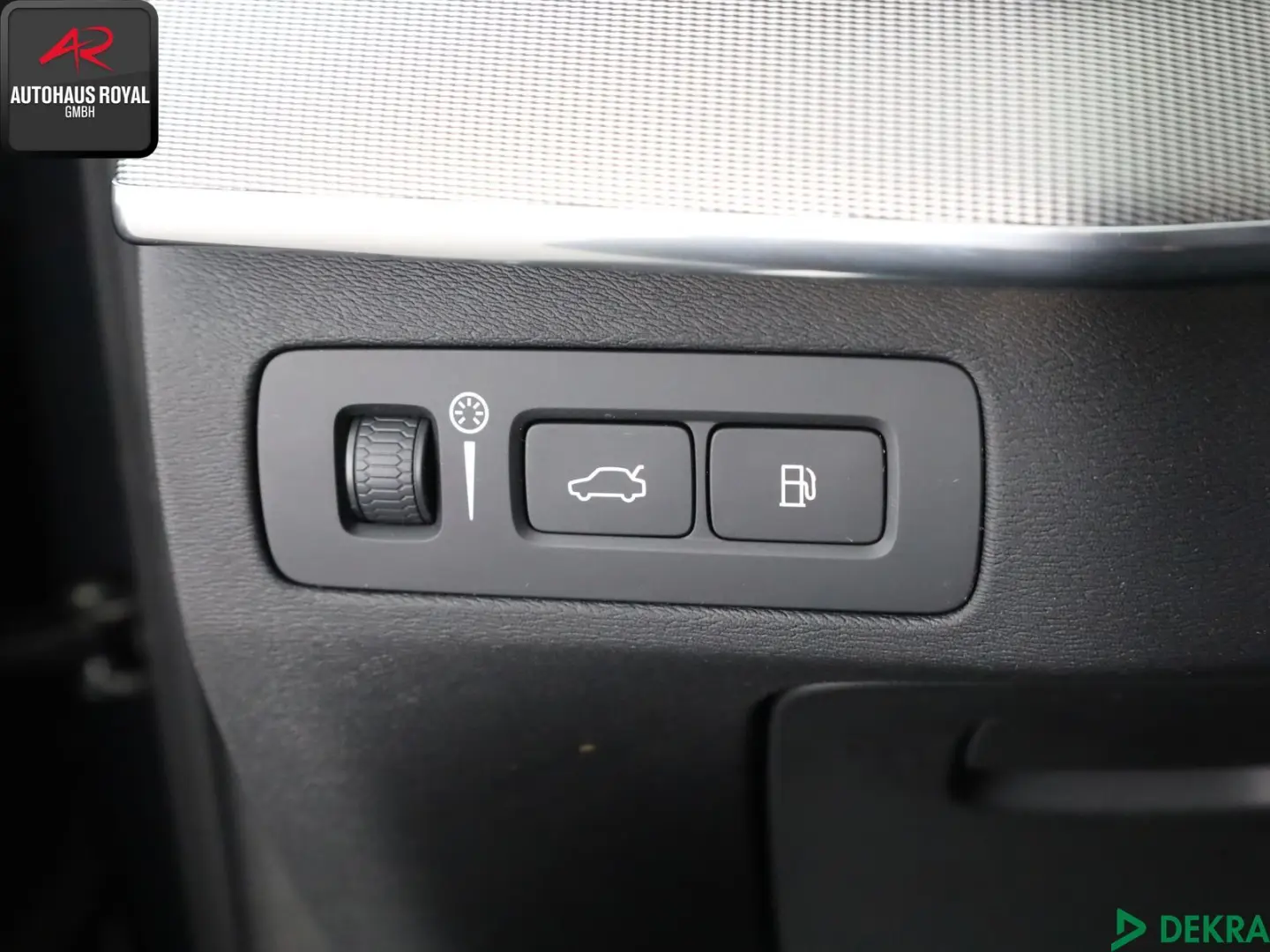 XC 90 T8 AWD RECHARGE R DESIGN 7 SITZE FOUR-C,SH